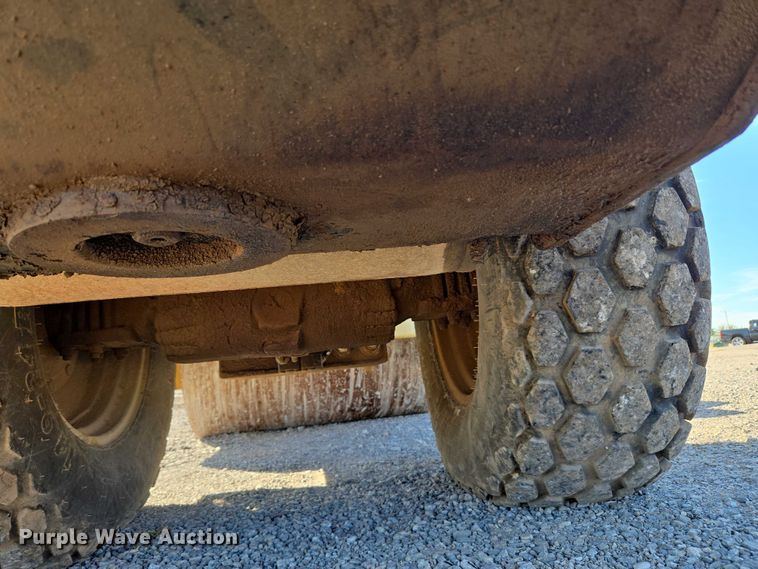 image for item DY0822 Ingersoll Rand SD-77DX TF single drum vibratory roller