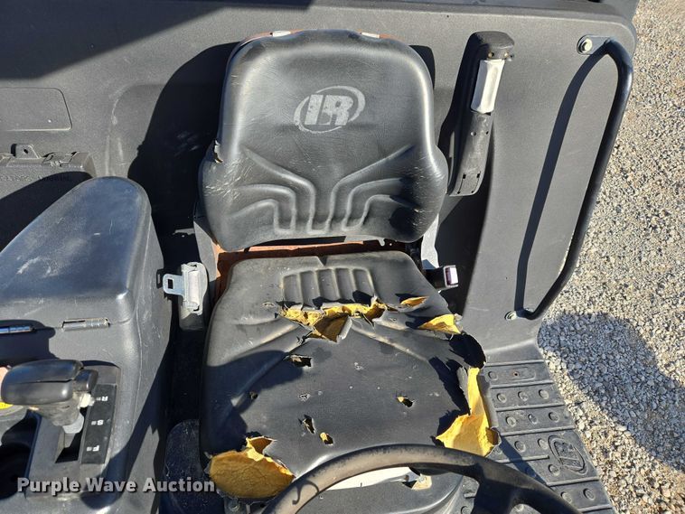 image for item DY0822 Ingersoll Rand SD-77DX TF single drum vibratory roller