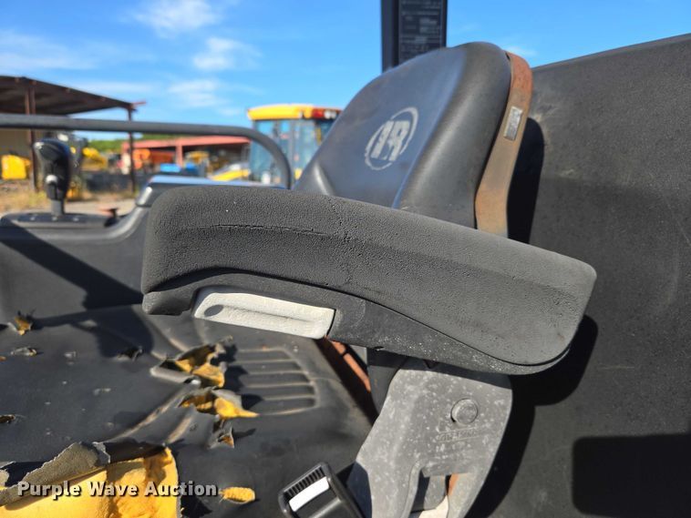 image for item DY0822 Ingersoll Rand SD-77DX TF single drum vibratory roller