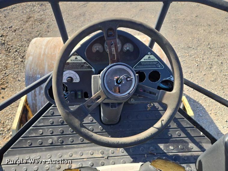 image for item DY0822 Ingersoll Rand SD-77DX TF single drum vibratory roller