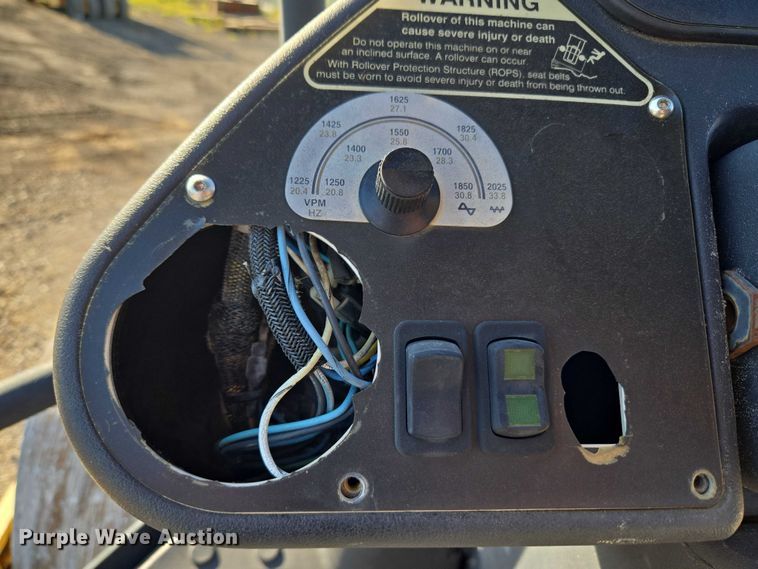 image for item DY0822 Ingersoll Rand SD-77DX TF single drum vibratory roller