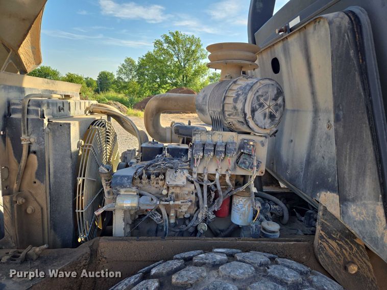 image for item DY0822 Ingersoll Rand SD-77DX TF single drum vibratory roller