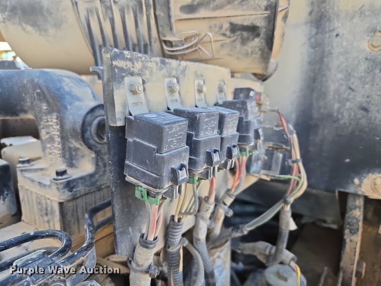 image for item DY0822 Ingersoll Rand SD-77DX TF single drum vibratory roller