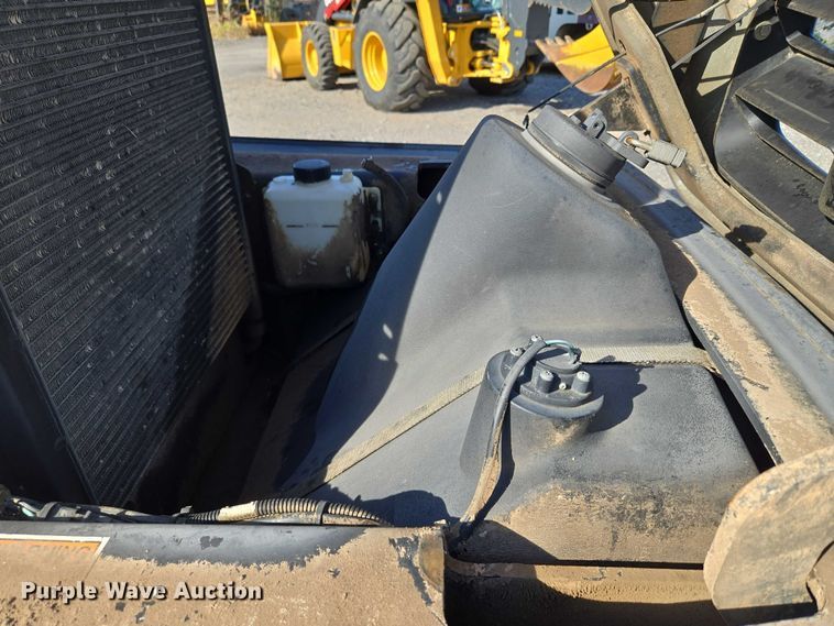 image for item DY0822 Ingersoll Rand SD-77DX TF single drum vibratory roller