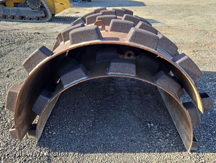 image for item DY0822 Ingersoll Rand SD-77DX TF single drum vibratory roller