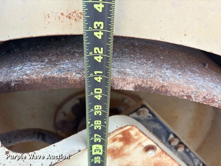 image for item DY0823 1998 Ingersoll Rand DD-70 double drum vibratory roller