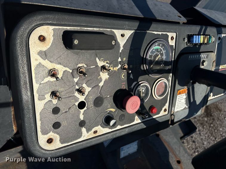 image for item DY0823 1998 Ingersoll Rand DD-70 double drum vibratory roller