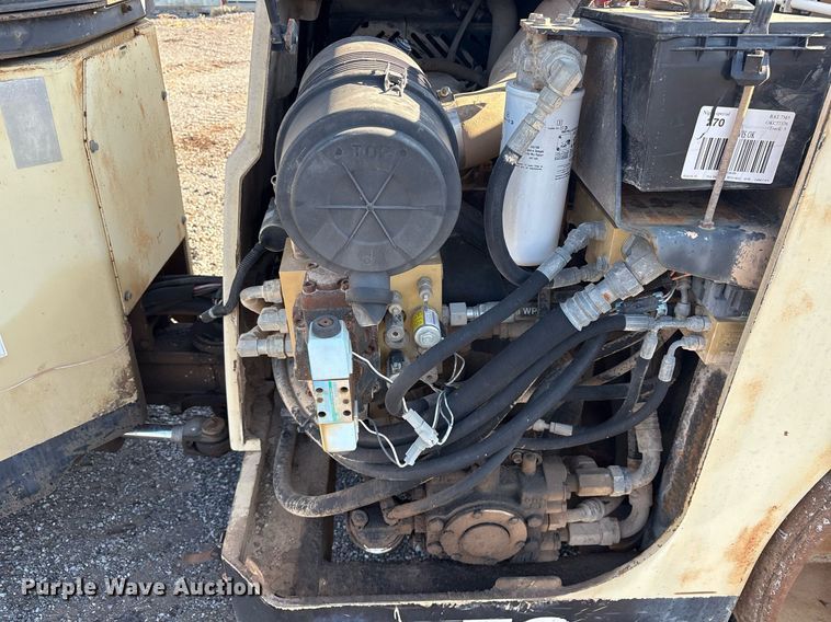 image for item DY0823 1998 Ingersoll Rand DD-70 double drum vibratory roller