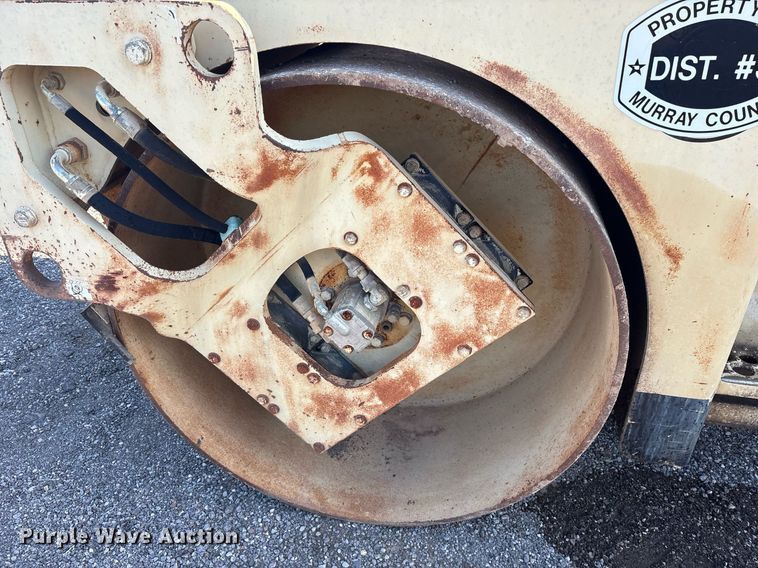 image for item DY0823 1998 Ingersoll Rand DD-70 double drum vibratory roller