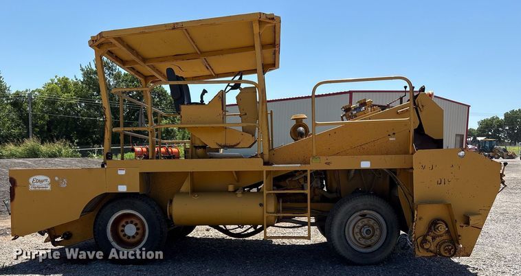 image for item DY0824 Etnyre chip spreader