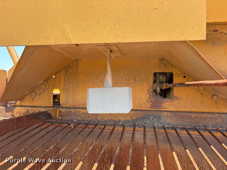 image for item DY0824 Etnyre chip spreader