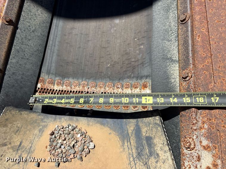 image for item DY0824 Etnyre chip spreader