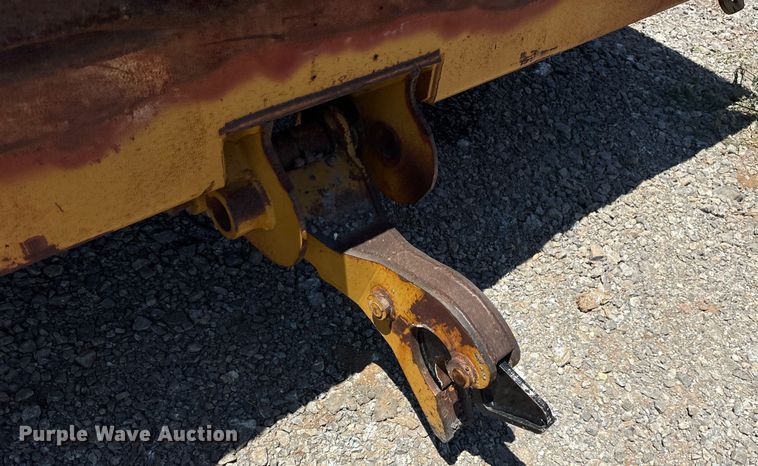 image for item DY0824 Etnyre chip spreader