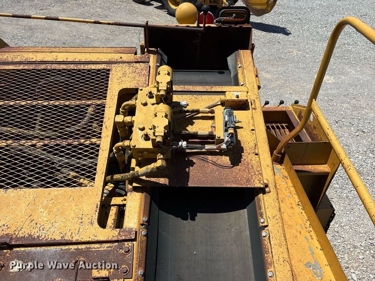 image for item DY0824 Etnyre chip spreader