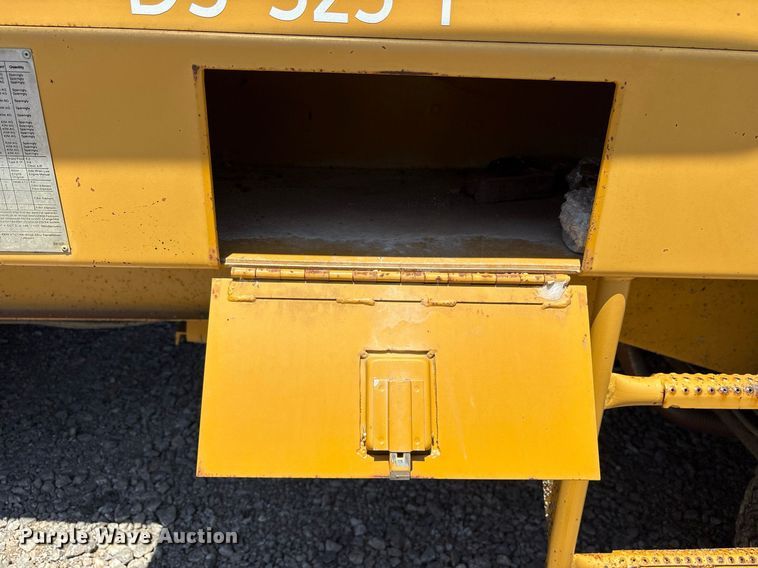 image for item DY0824 Etnyre chip spreader