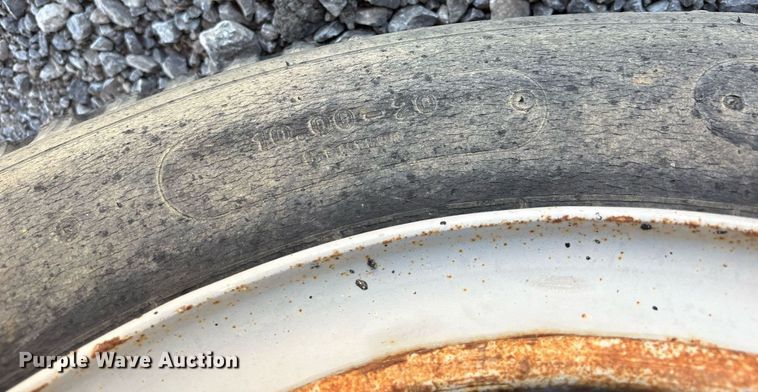 image for item DY0824 Etnyre chip spreader