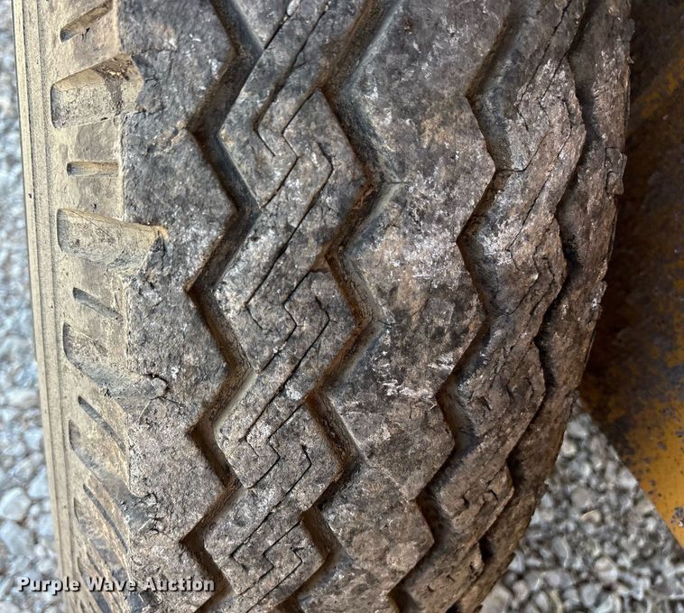 image for item DY0824 Etnyre chip spreader