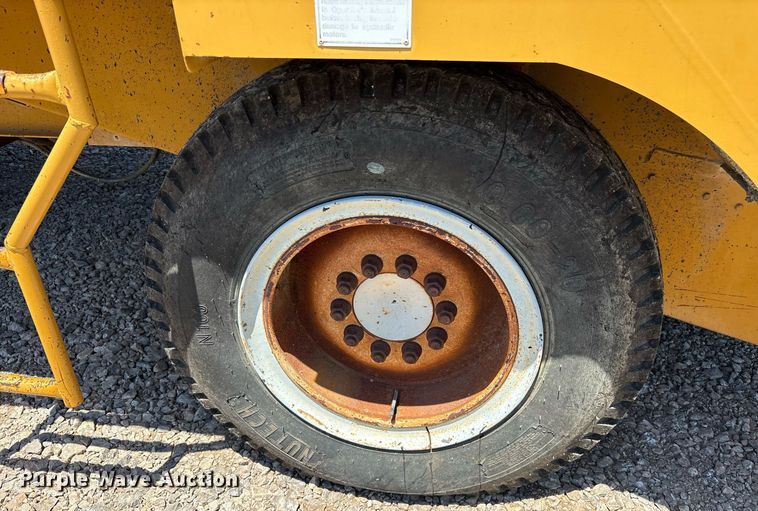 image for item DY0824 Etnyre chip spreader