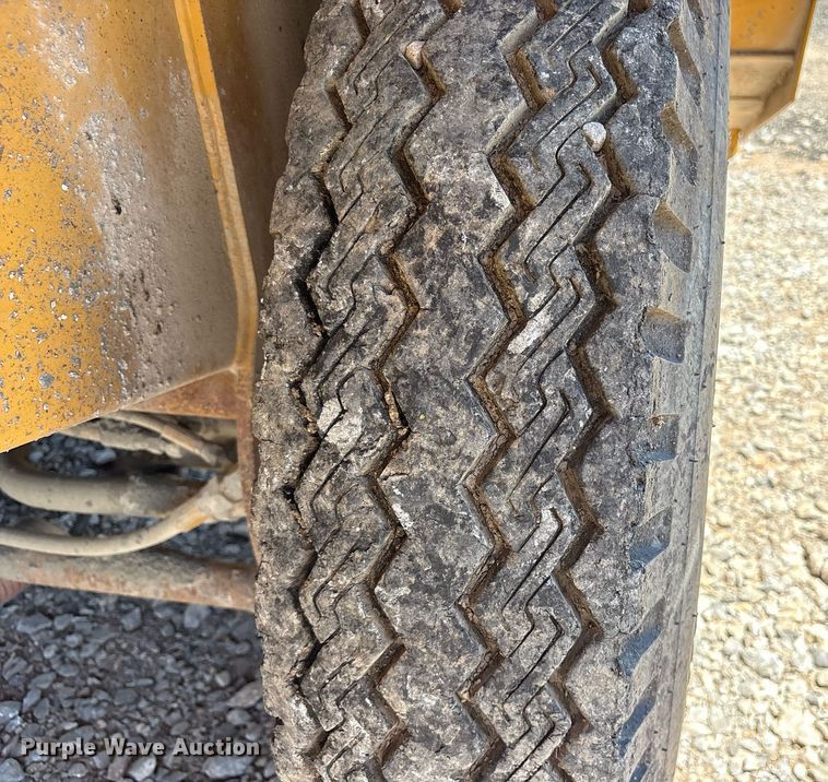 image for item DY0824 Etnyre chip spreader