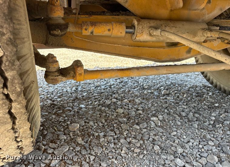 image for item DY0824 Etnyre chip spreader