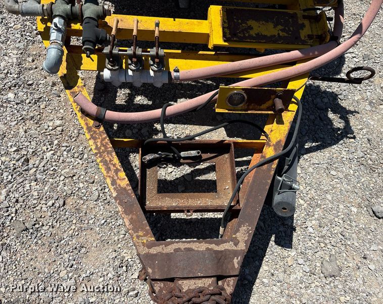 image for item DY0825 Red Ewald 300 sprayer