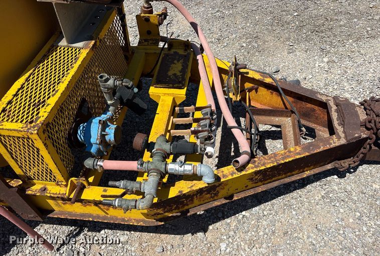 image for item DY0825 Red Ewald 300 sprayer