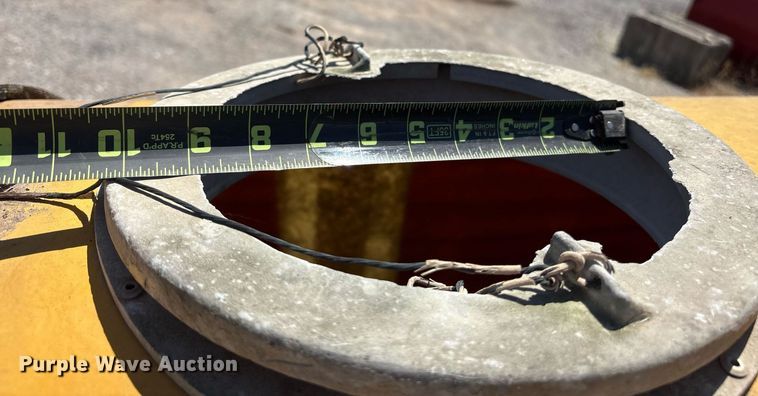 image for item DY0825 Red Ewald 300 sprayer