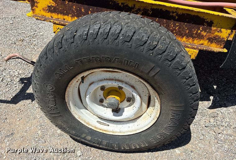 image for item DY0825 Red Ewald 300 sprayer