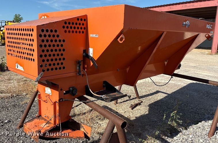 image for item DY0827 Henderson FSP2X8XMILDX110163 spreader