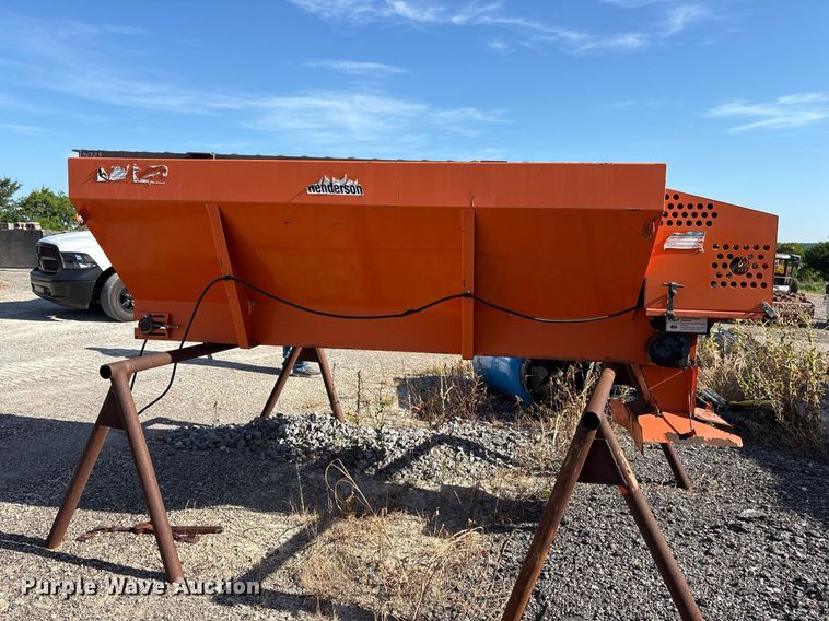 image for item DY0827 Henderson FSP2X8XMILDX110163 spreader