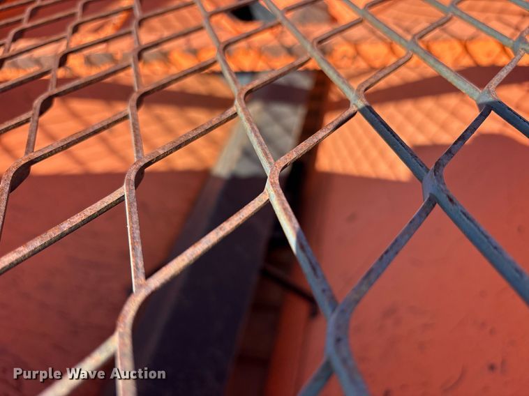 image for item DY0827 Henderson FSP2X8XMILDX110163 spreader