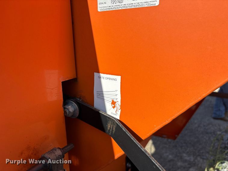 image for item DY0827 Henderson FSP2X8XMILDX110163 spreader