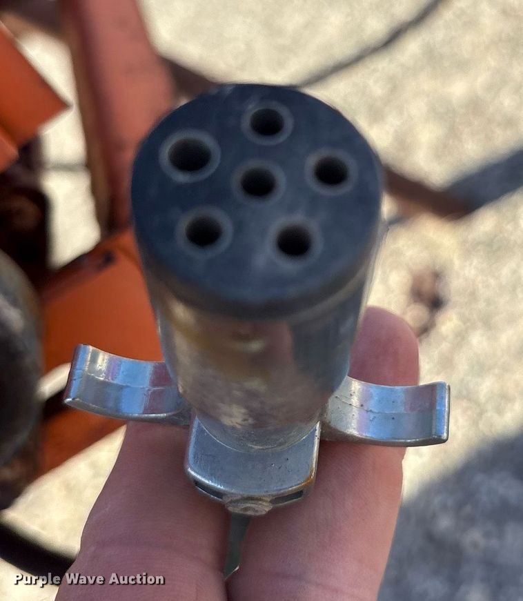 image for item DY0827 Henderson FSP2X8XMILDX110163 spreader