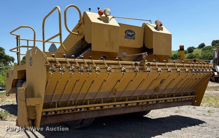 image for item DY0828 Etnyre chip spreader