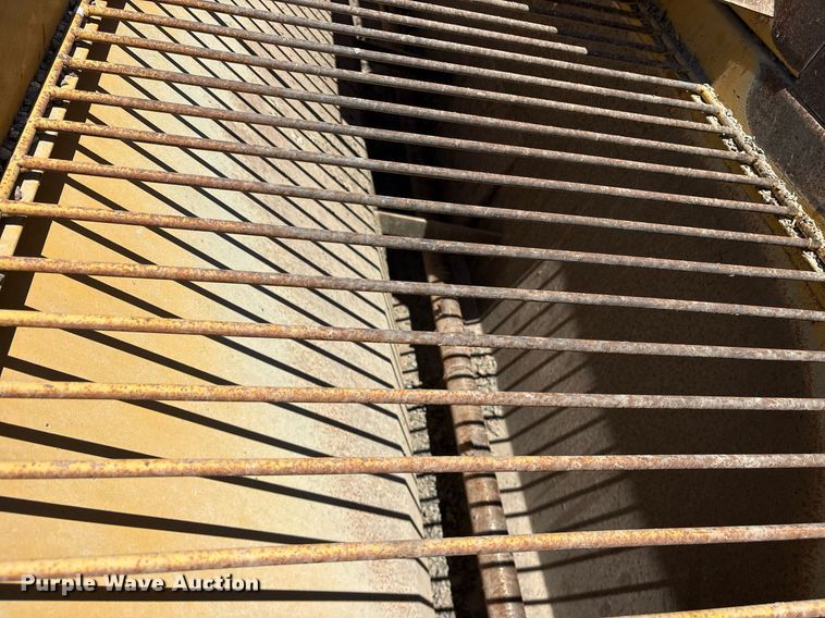 image for item DY0828 Etnyre chip spreader