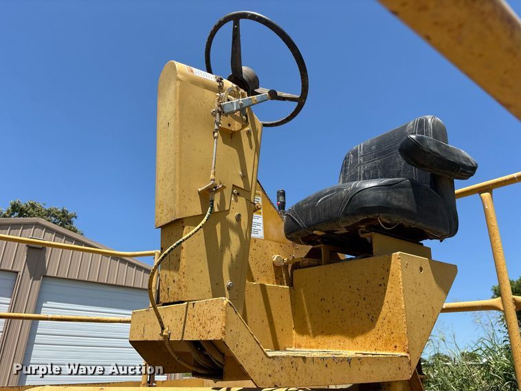 image for item DY0828 Etnyre chip spreader