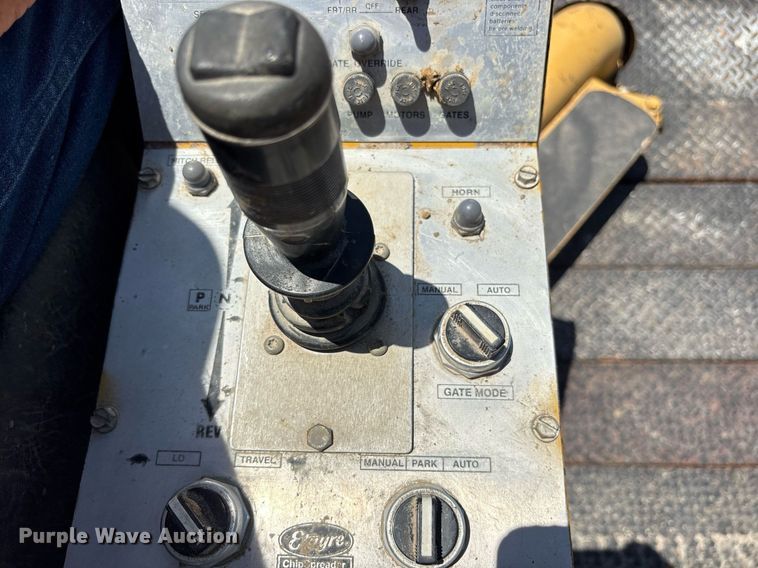 image for item DY0828 Etnyre chip spreader