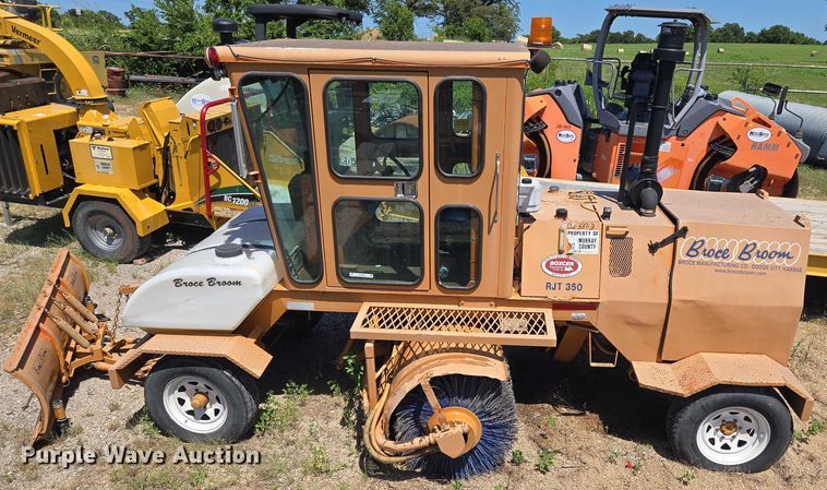 image for item DY0829 Broce RJT350 broom