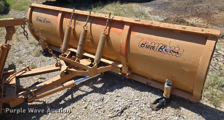 image for item DY0829 Broce RJT350 broom