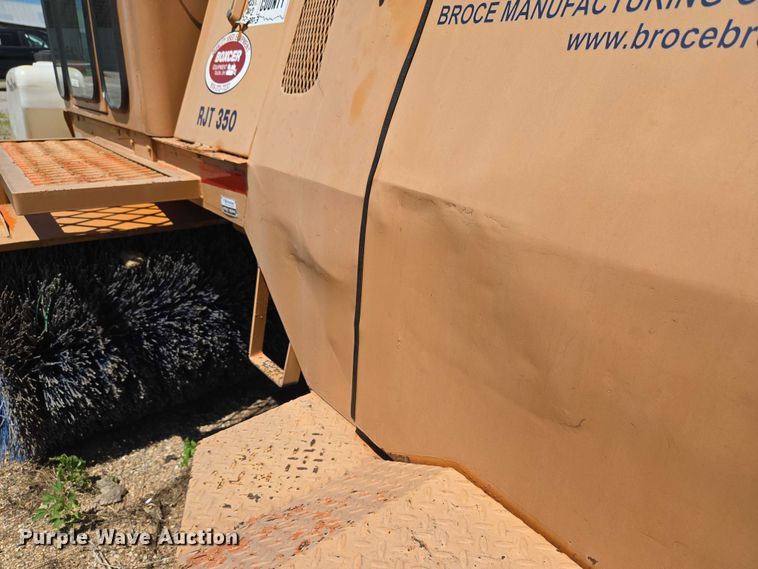 image for item DY0829 Broce RJT350 broom