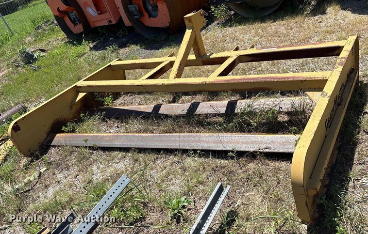 image for item DY0830 Grade Master land leveler