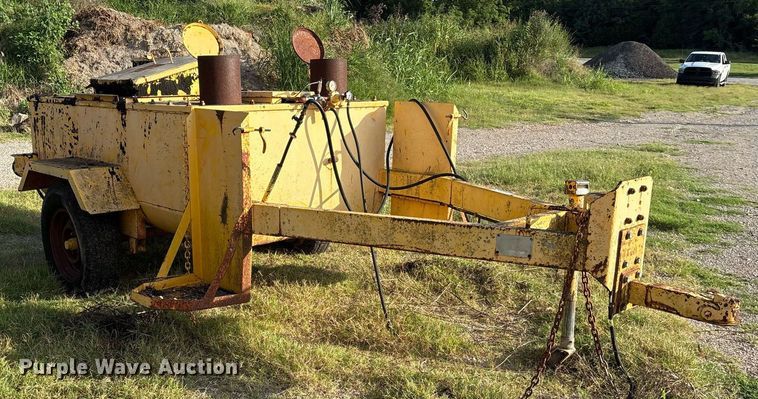 image for item DY0831 1997 SMCI SGS-275 pothole patcher