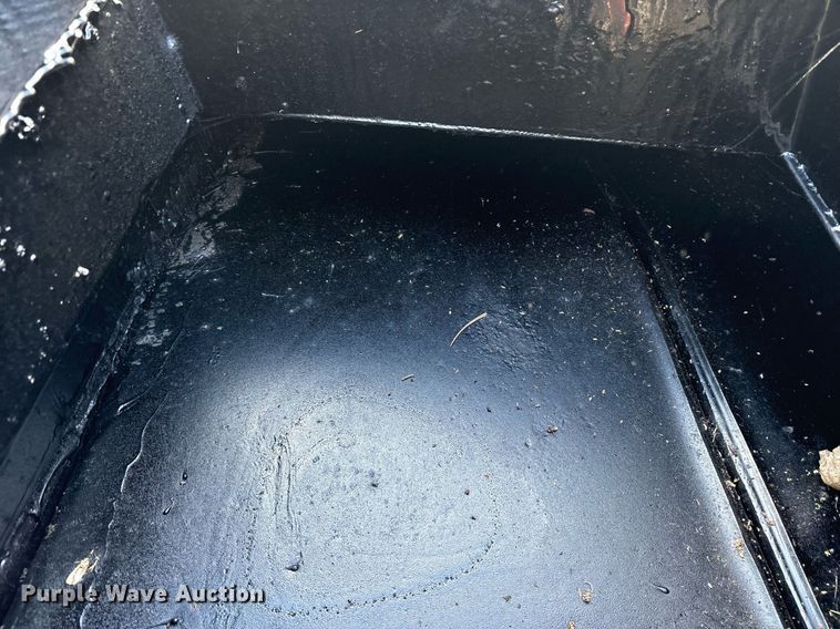 image for item DY0831 1997 SMCI SGS-275 pothole patcher