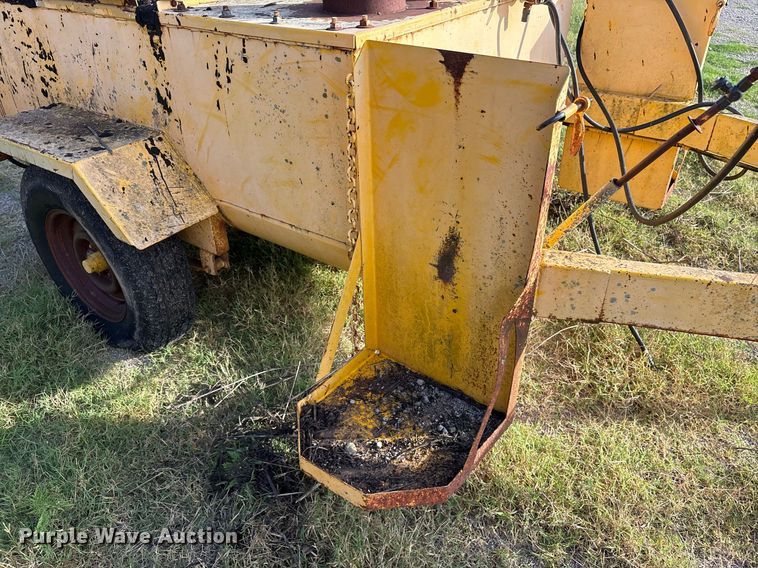 image for item DY0831 1997 SMCI SGS-275 pothole patcher