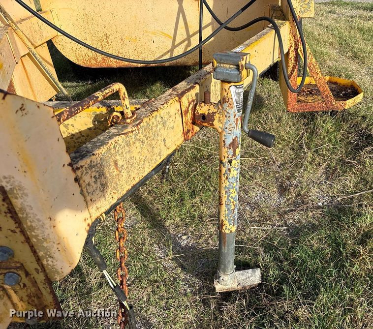 image for item DY0831 1997 SMCI SGS-275 pothole patcher