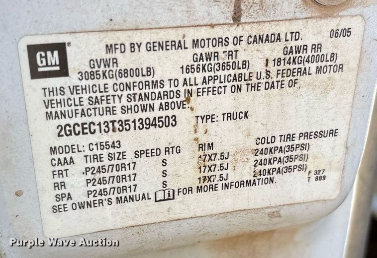 image for item DY0833 2005 Chevrolet Silverado 1500 Crew Cab pickup truck