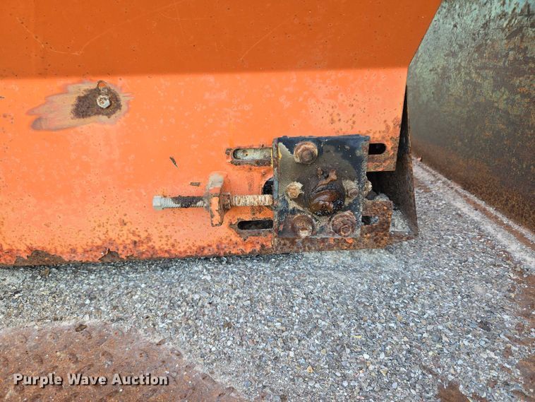 image for item DY0836 1994 Ford F250 flatbed pickup truck