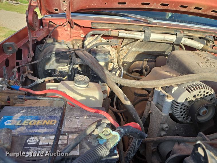 image for item DY0836 1994 Ford F250 flatbed pickup truck