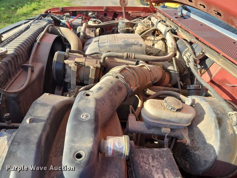 image for item DY0836 1994 Ford F250 flatbed pickup truck