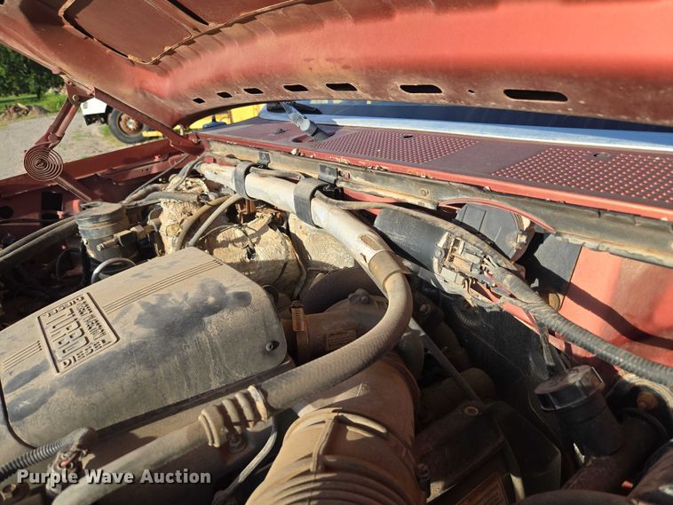 image for item DY0836 1994 Ford F250 flatbed pickup truck